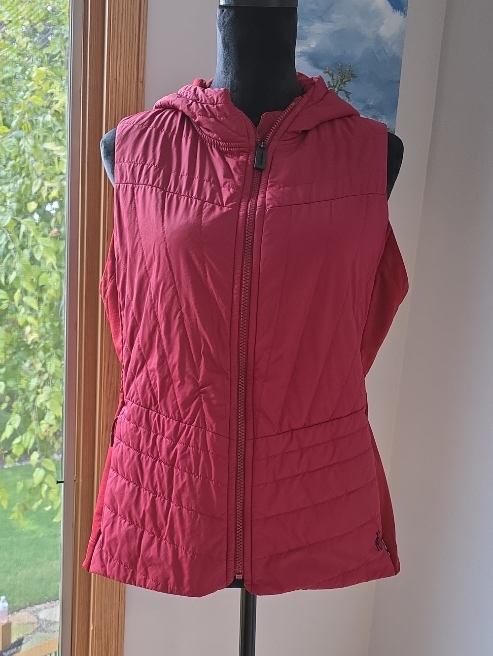 Smartwool Smartloft Hooded Vest Women's Size Large/ Color Red Currant